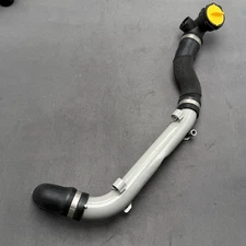 95B121109E New Coolant Hose 95B 121 109 E for Porsche Macan 3.0 3.6 2015-2018 