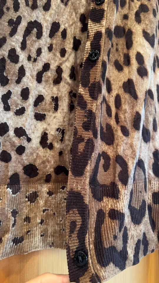 Suéter Cárdigan Estampado Dolce & Gabbana Como Está - Talla 40 *leer descripción* Foto 4 de 4