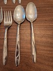14 Pc Vintage Americana Star Stainless Mid-Mod Flatware — photo 3