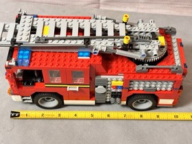 LEGO CREATOR: Fire Rescue (6752) Fire Truck READ DESCRIPTION