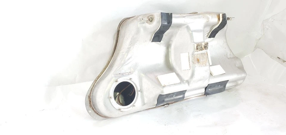 Jaguar XK 2007 OEM tanque de combustible a través de VIN B09083 Foto 3 de 4