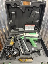 Hitachi NR90GR 3-1/2" Gas Strip Nailer Cordless W/ 2 Batteries & Hard Carry Case