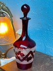 Ancienne petite carafe rouge carafon déco