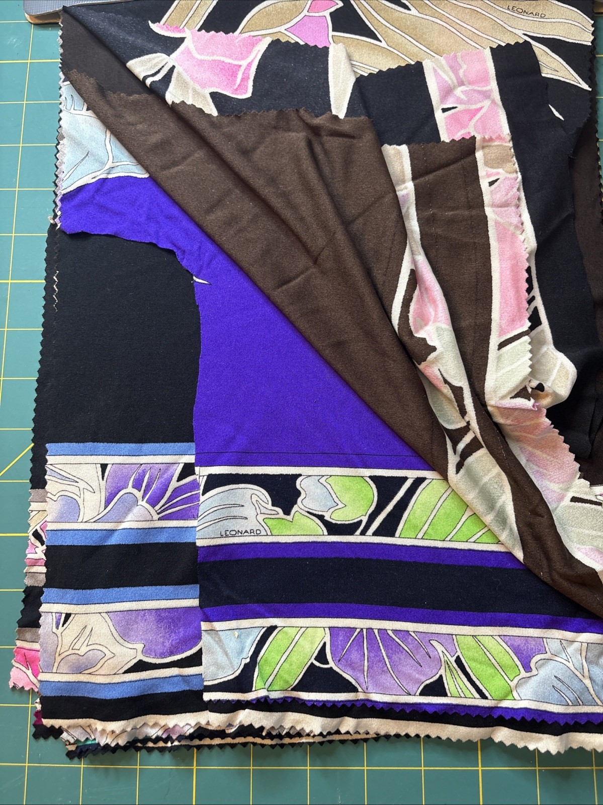 VTG Leonard Paris Partial Sample Book “Hibiscus” Original 1960s–70s Silk Archive