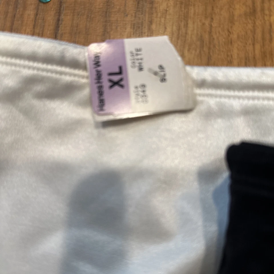 Lote de 2 Falda Hanes Her Way Ribete de Encaje 1 Negra 1 Blanca Íntima XL/XG De Colección Foto 2 de 4