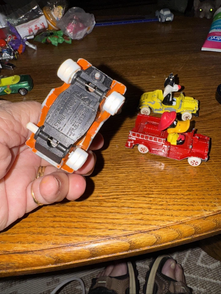 Ertl Looney Tunes 压铸 Sylvester Porky Pig, Road Runner, Bugs Warner Bros. — 第 3/4 张图片