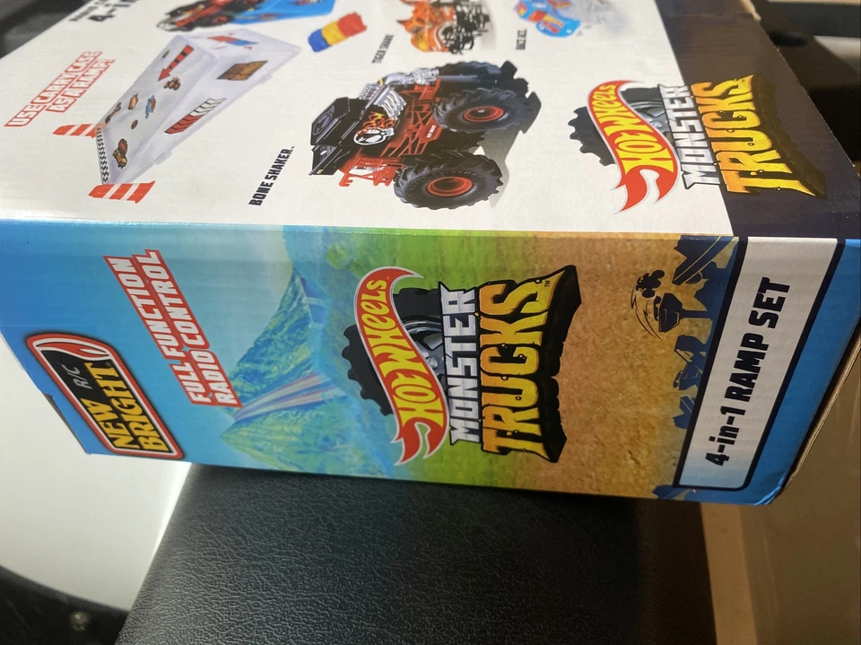 Hot Wheels Monster Trucks Radio Control RC 4 in 1 Ramp Set 1:43 Scale NEW NIB - Image 4 of 4