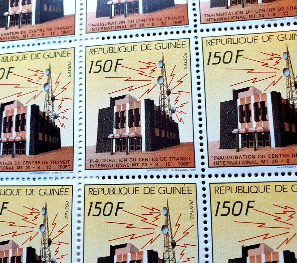 Guinea 1988 - Architecture - MNH - 75 Stamps 3 Sheets 25 Sets - SC $63.75+ - Image 2 of 4