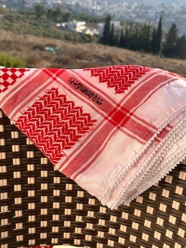 Bufanda árabe roja Shemagh Keffiyeh todo original hecha en Palestina algodón Kufiya nueva - Imagen 6 de 12