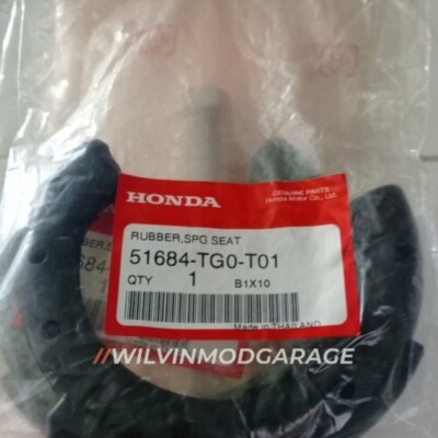 1x Genuine Rubber Front Spring Seat Mount 2008-2021 Honda
