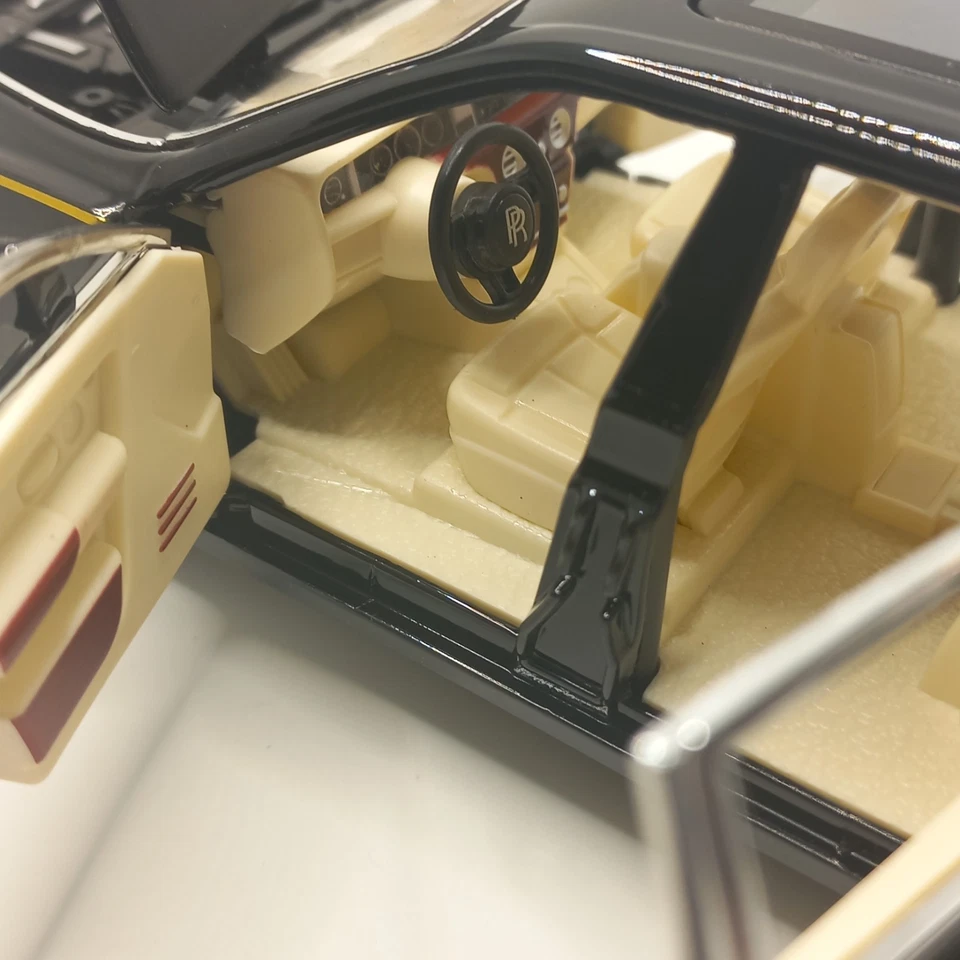 Rolls Royce Phantom, scala 1:24, nuova. - Immagine 4 di 4