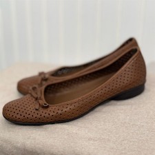 Croft Barrow 平底鞋和牛津鞋女|