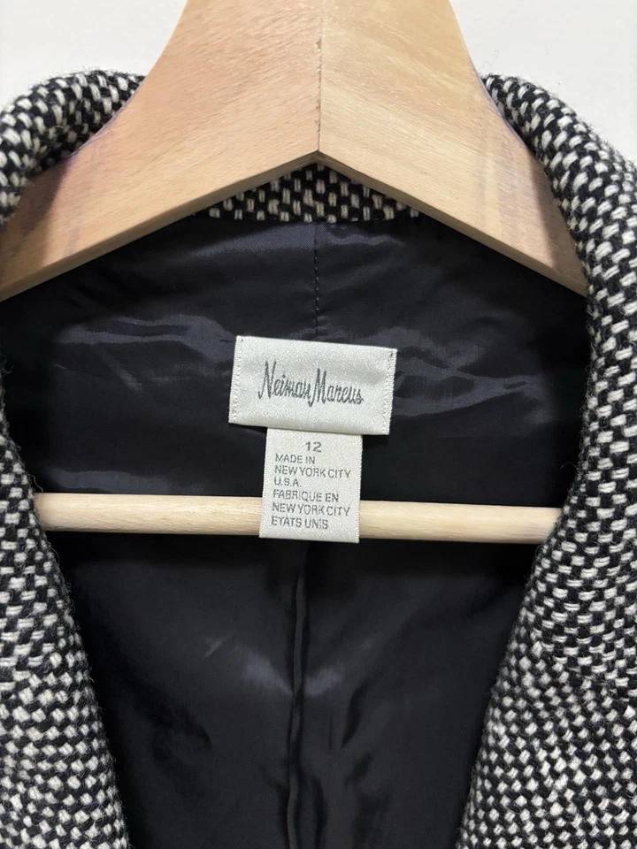 Traje Falda Mujer Talla 12 Blanco y Negro Neiman Marcus Foto 4 de 4