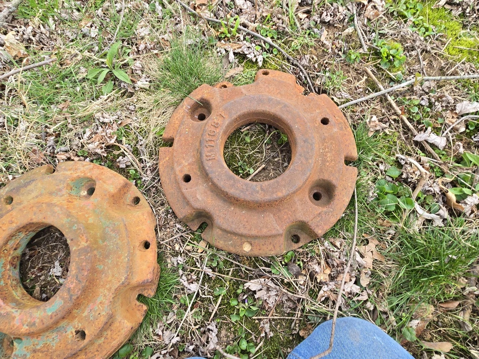 Peso de rueda delantera John Deere M1168T para MT, 40, 420, 430, 435 1010  Foto 4 de 4