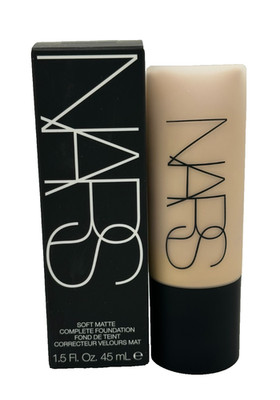 Nars Soft Matte Complete Foundation  Light 4 Deauville  1.5 oz / 45 ml  BNIB