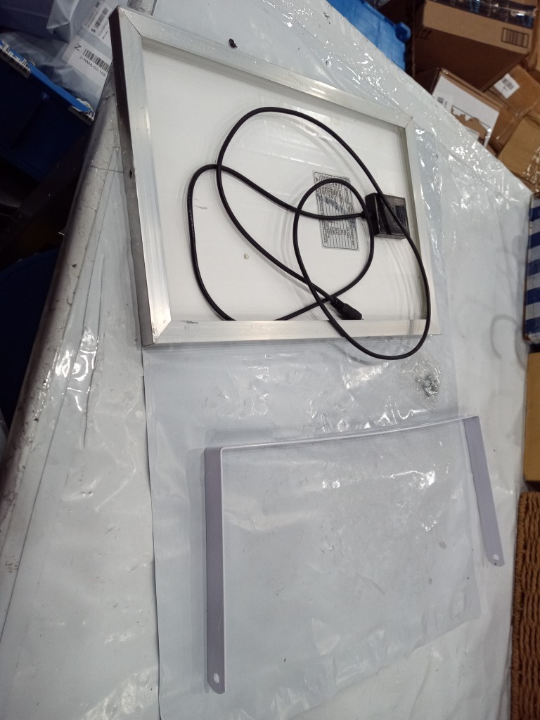 Blütezeit 1400lb Chain Solar Gate Opener WiFi w/Battery for Driveway Motor(Used)