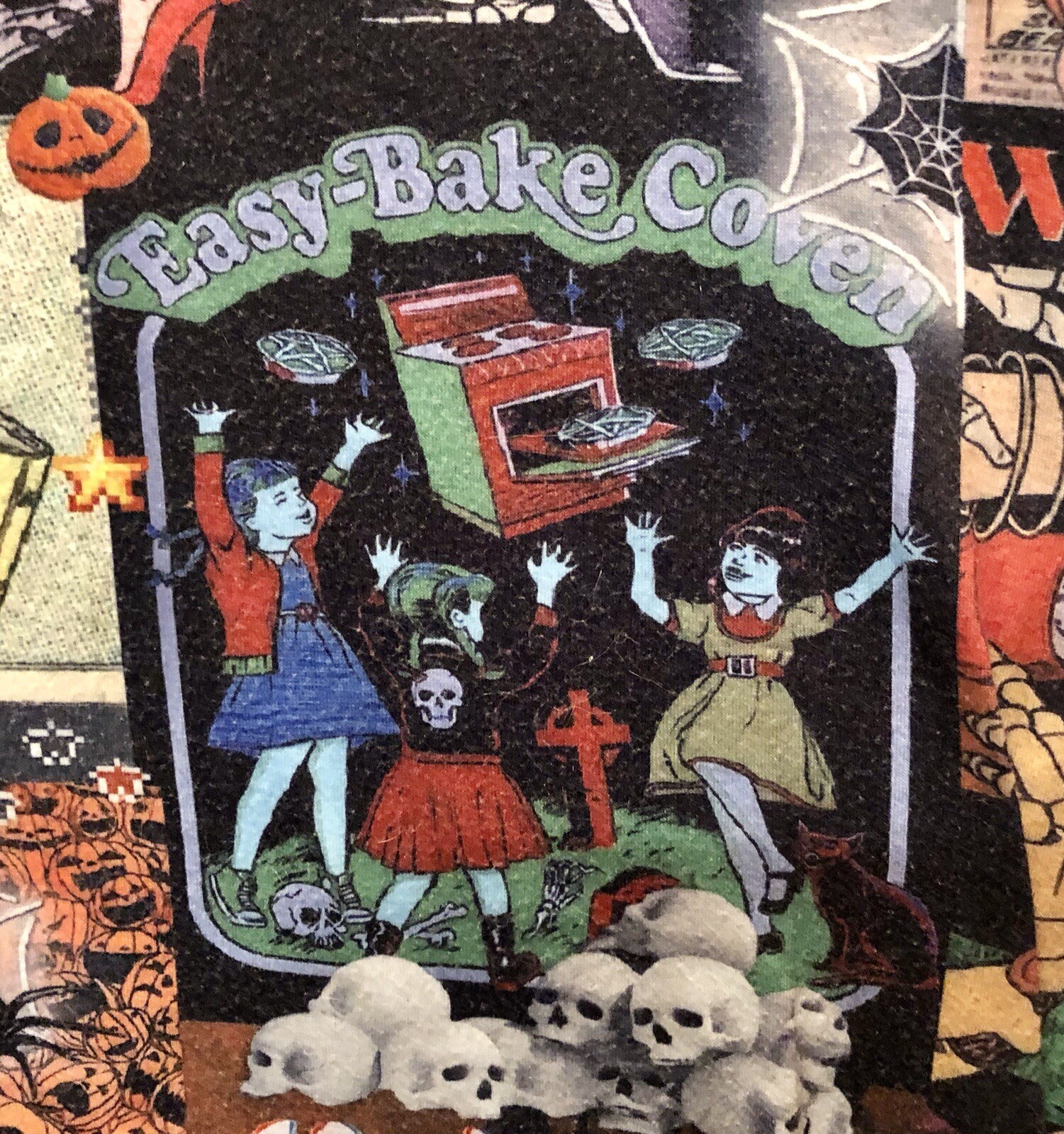 Rara maglietta HTF Halloween XXL caratteristiche Steven Rhodes Katy Keene Witchy Vibes