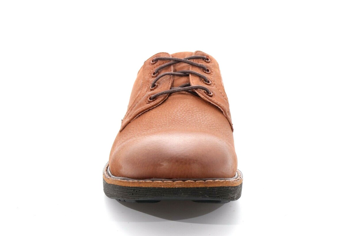 Abeo Newland Brown Size 8. New in box. Unworn.Rare! These are not made anymore! Salvatore Ferragamo “Skylar” sneakers in Desert Rose suede  main image 3