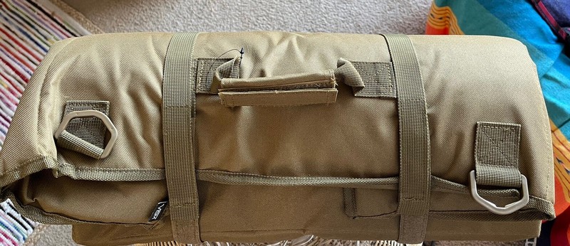 Ncstar Vism Padded Roll Up Shooting Mat w/Hook/Straps Tan - New Unused