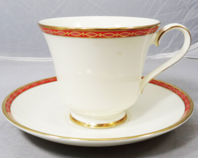 CARLTON by Minton Tea Cup & Saucer NEW NEVER USED made in England