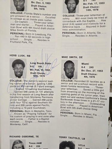Vintage Rare 1976 NFL Philadelphia Eagles Yearbook Poster Herb Lusk Autograph - Bild 10 von 16