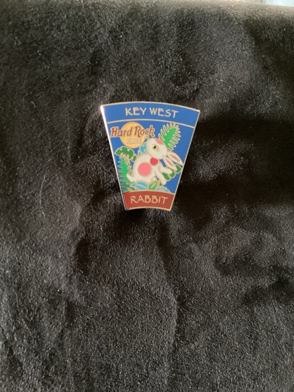 KEY WEST *CHINESE ZODIAC RABBIT* ANIMAL ASTROLOGY PUZZLE Hard Rock Cafe PIN LE
