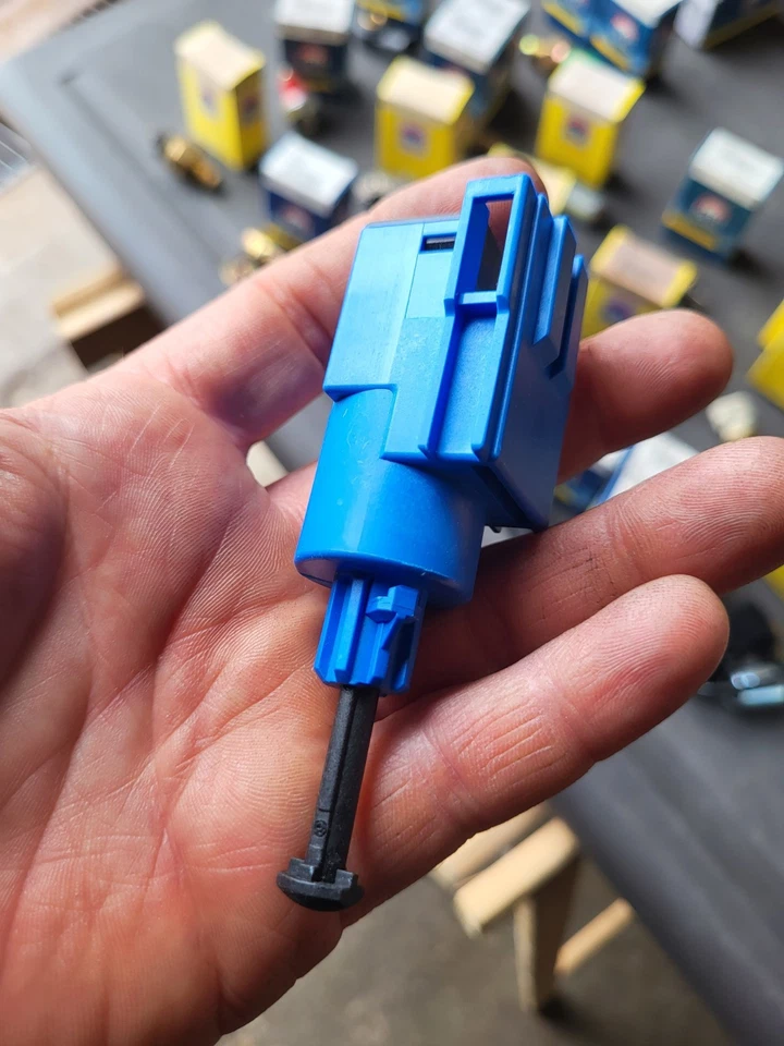 FACET 7.1220 INTERRUTTORE PEDALE FRENO PER FORD AUDI A3 A4 A6 TT GOLF LUPO POLO - Imagen 4 de 4