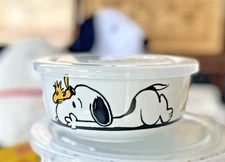 Peanuts Snoopy Ceramic Bowl  With Pressure Relief Lids NEW