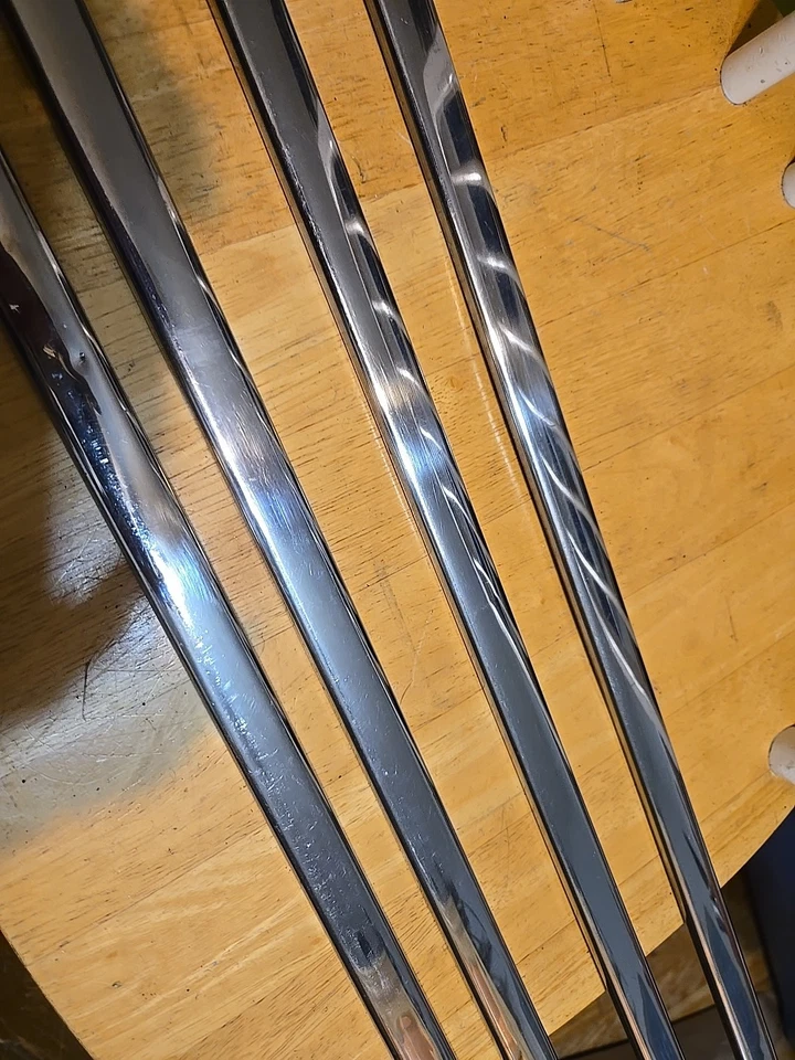 Ford Truck 1948-1950 capó molduras para lado del capó molduras derecha derecha OE 1949 Foto 2 de 4