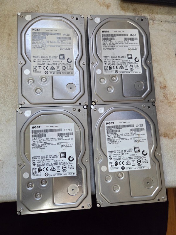 HGST HITACHI 6tb sata LOT OF 4 HARD DRIVE NON WORKING FOR PARTS ONLY
