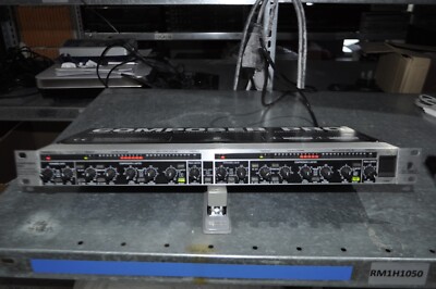 Behringer Composer MDX 2200