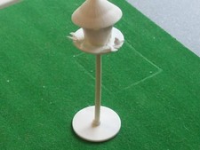 BRITAINS FLORAL GARDEN  DOVECOTE  COMPLETE WITH ALL 4 BIRDS