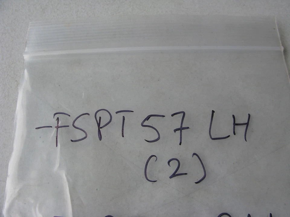 Lente de luz de estacionamiento Fomoco LH vintage para Ford Thunderbird 1957 (FSPT57) Foto 3 de 3