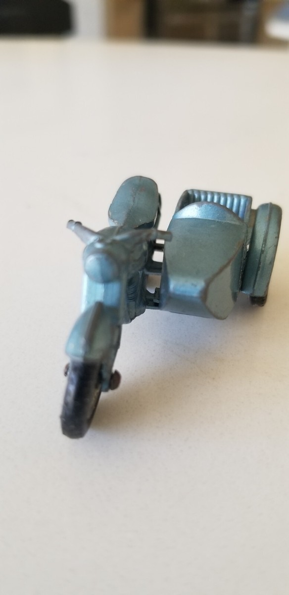 Vintage Matchbox Lesney Triumph No. 04 T110 Motorcycle With