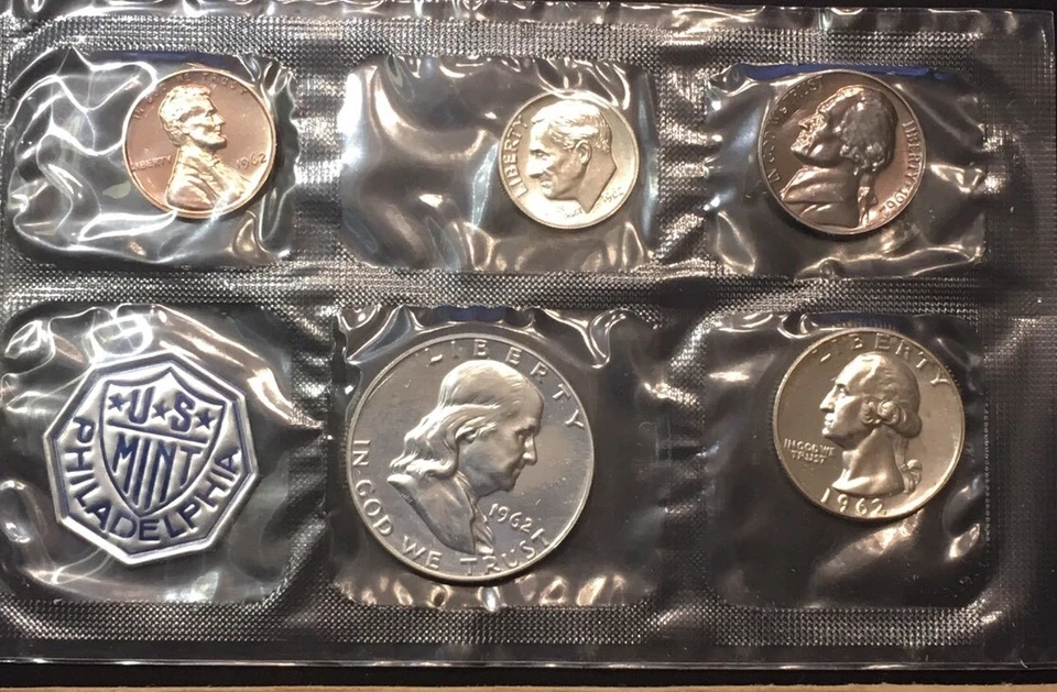 Excellent 1962-P Uncirculated U.S. Mint Proof (5) Coin Set w/ Envelope and COA - Image 3 of 4
