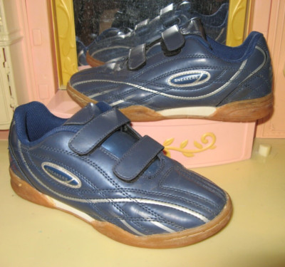 Sportschuhe in Gr. 34 in Blau non-marking Sohle