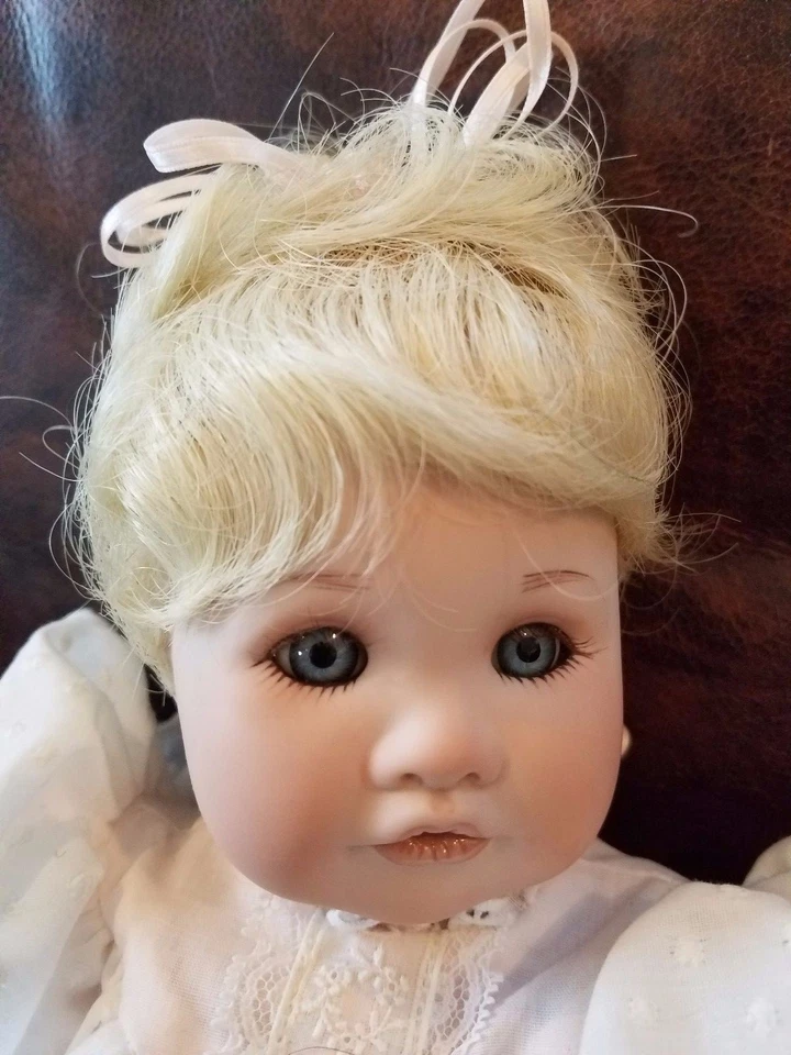 Phyllis Parkins "Mandy" Primer Club de Coleccionistas Muñeca Esculpida Firmada 14" Alto Foto 3 de 4