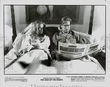 1989 Press Photo Kathleen Turner & Michael Douglas in "The War of the Roses"