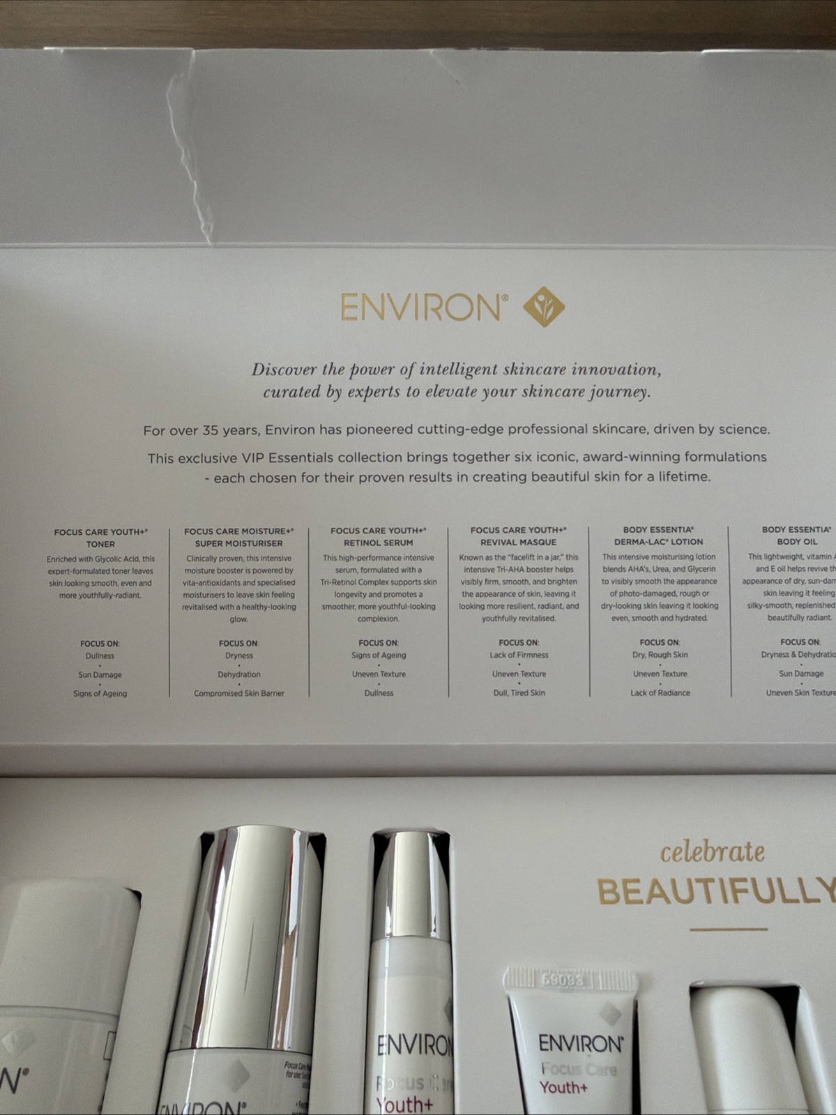 ENVIRON EXPERTS CHOICE VIP ESSENTIALS HOLIDAY SET NIB $86 11/2026 thumbnail 10