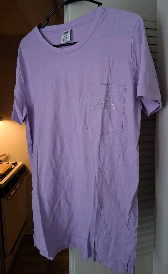 PINK Victoria Secret Womens T Shirt w/pocket Size M, Lavender - Image 2 of 4