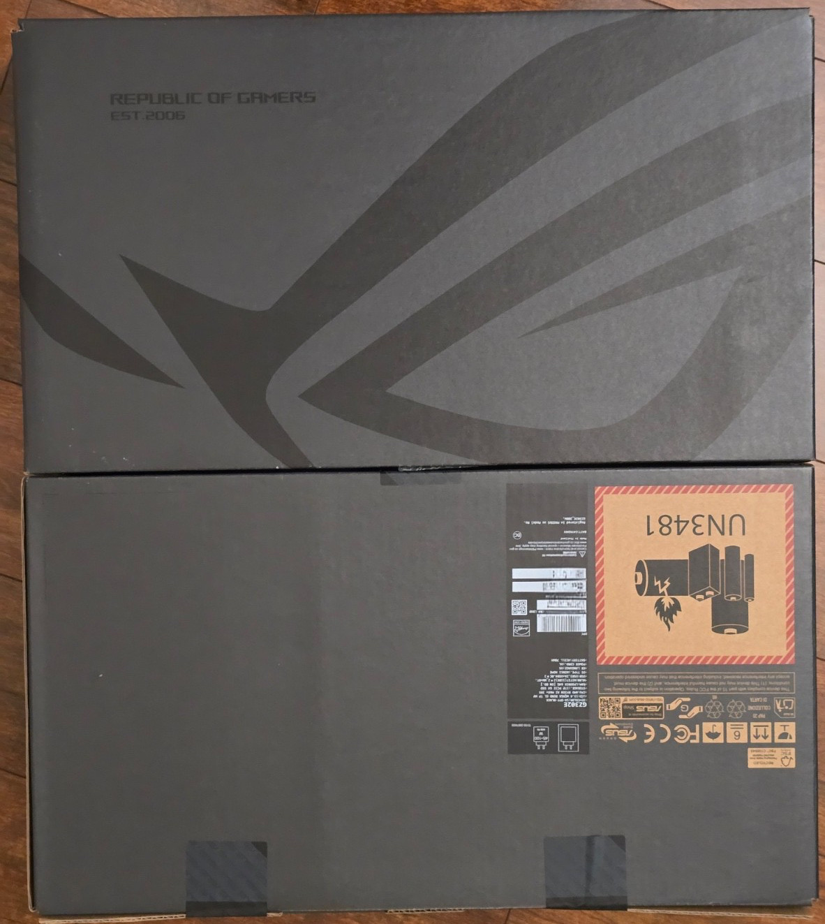 Brand New Asus ROG Flow Z13 13.4" 2.5K 180Hz Ryzen AI MAX+ 395 64GB RAM 1TB SSD