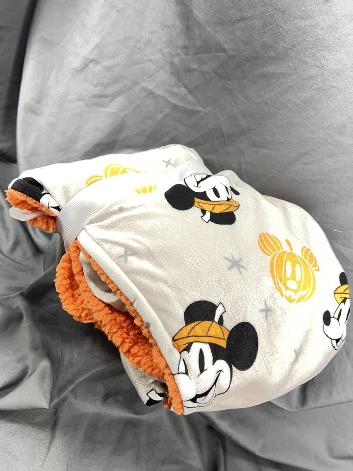 Disney Baby JackO’Lantern Mickey Mouse 30 x 40 Sherpa Fleece Throw eBay