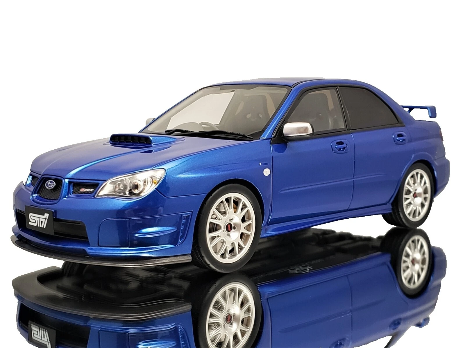 Resina Subaru 1:18 Diecast y de juguete
