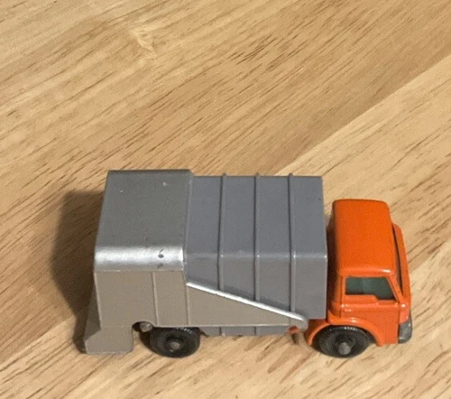 Lesney Matchbox #7 Ford Refuse Truck