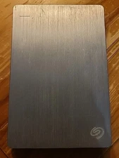Seagate Backup Plus Portable  Drive 2TB Metal Finish SRD00F1 
