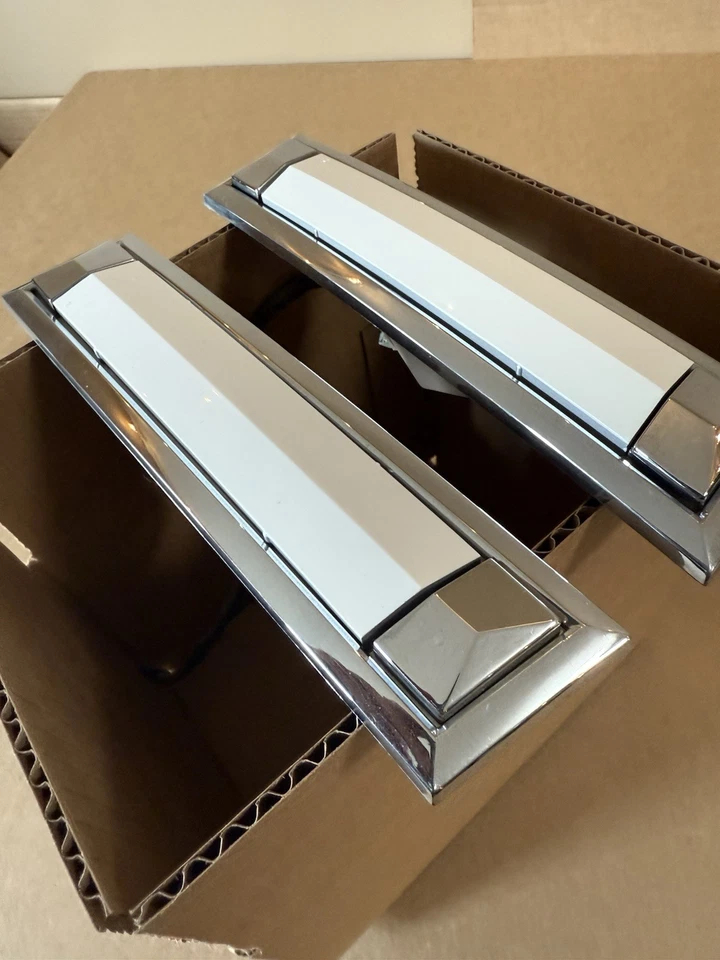 1988-1991 Mercury Grand Marquis Pillar Opera Light Passenger Driver OEM - Image 4 of 4