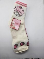 Strawberry Shortcake Girls 2 Pair Socks New Shoe Size 4-10 Big Girls NWT