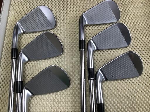 Dunlop SRIXON ZX5 6S Iron Set Stiff Right-Handed NS PRO