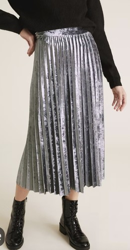 Marks & Spencer Accordion silver 'crushed velvet' pleated midi skirt.sz 20 - Picture 7 of 8