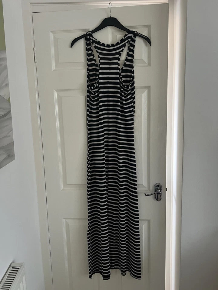 Woman’s Black/White Stripe Maxi Dress By New Look - Size 10 - Good Condition - Image 1 of 4